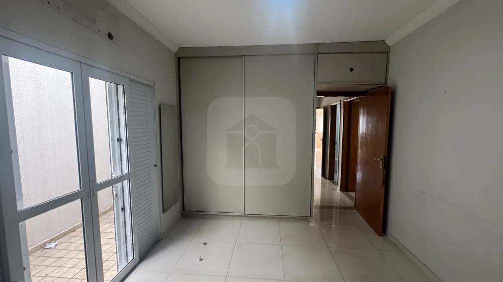 Alugar Casa / Padr&atilde;o em Uberl&acirc;ndia R$ 3.700,00 - Foto 6