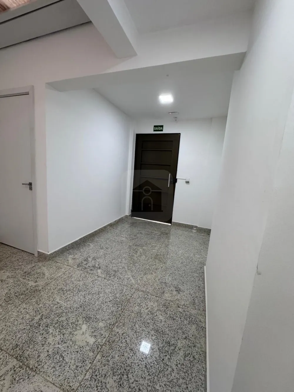 Comprar Apartamento / Padr&atilde;o em Araguari R$ 1.600.000,00 - Foto 2