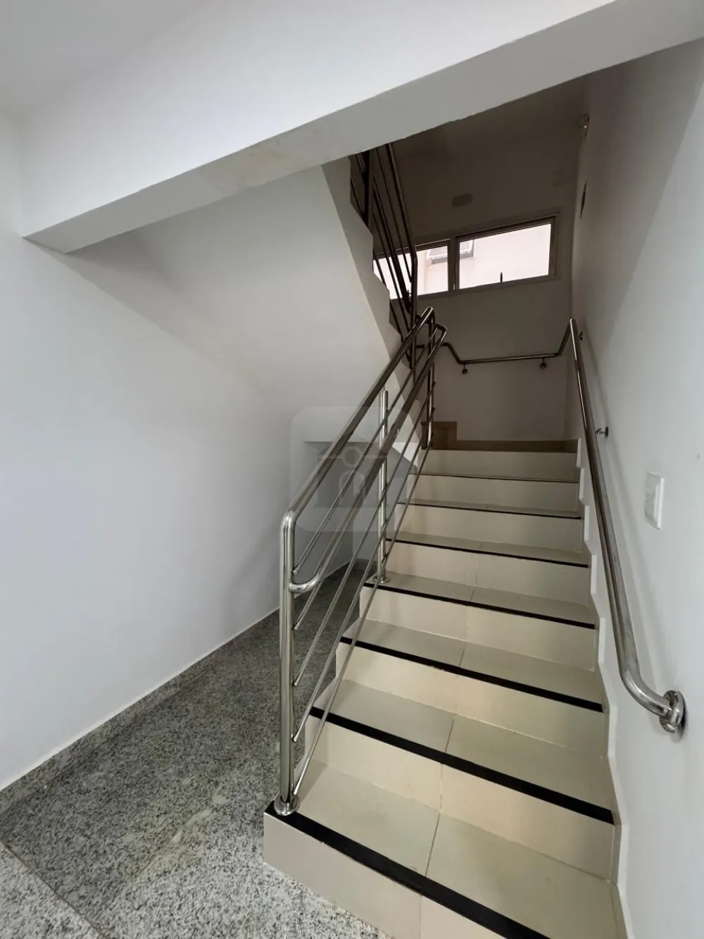 Comprar Apartamento / Padr&atilde;o em Araguari R$ 1.600.000,00 - Foto 3