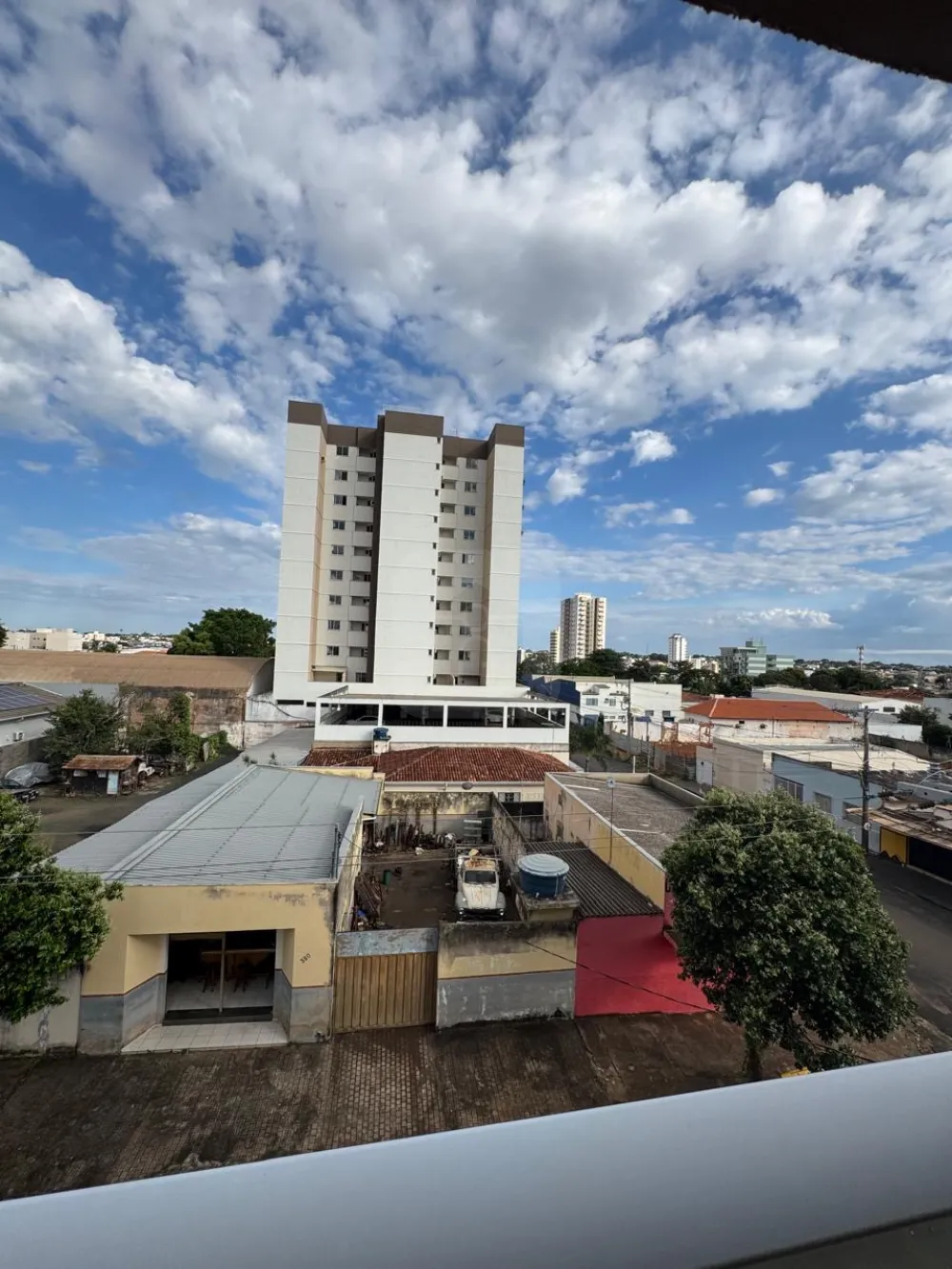 Comprar Apartamento / Padr&atilde;o em Araguari R$ 1.600.000,00 - Foto 21