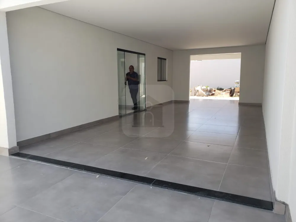 Comprar Casa / Padr&atilde;o em Uberl&acirc;ndia R$ 550.000,00 - Foto 1