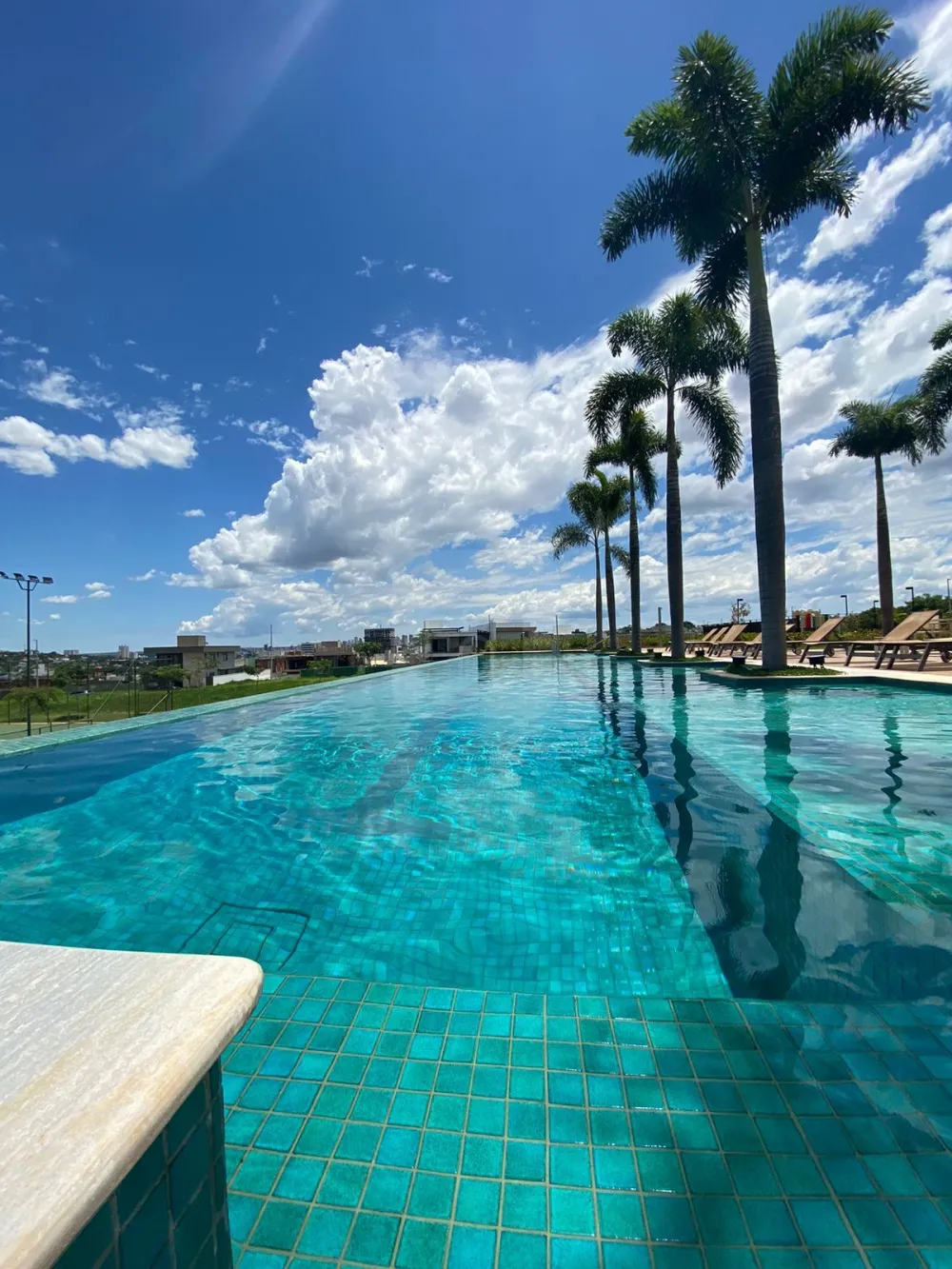 Comprar Terreno / Condom&iacute;nio em Uberl&acirc;ndia R$ 748.000,00 - Foto 1