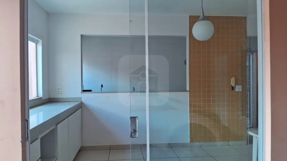 Comprar Casa / Padr&atilde;o em Uberl&acirc;ndia R$ 980.000,00 - Foto 9