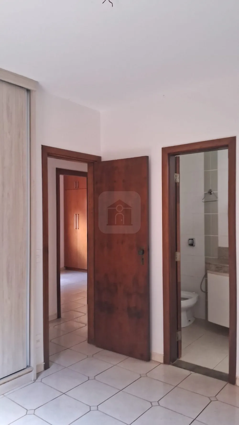 Comprar Casa / Padr&atilde;o em Uberl&acirc;ndia R$ 980.000,00 - Foto 14