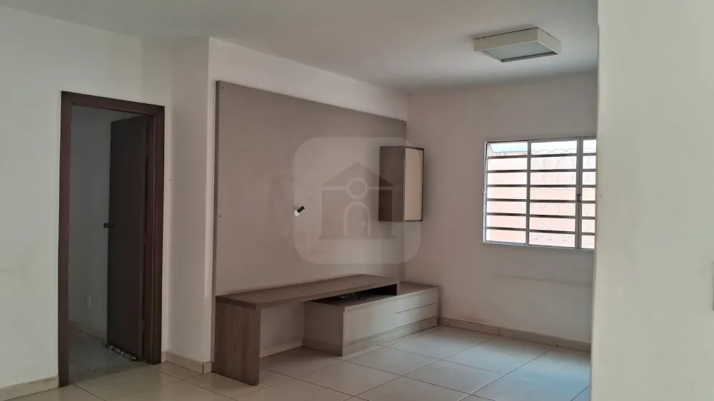 Comprar Casa / Padr&atilde;o em Uberl&acirc;ndia R$ 980.000,00 - Foto 24