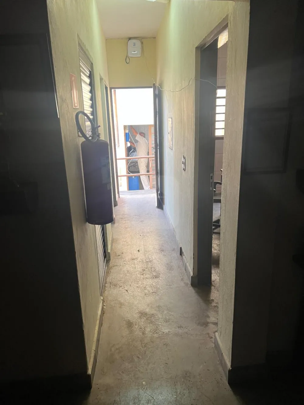 Alugar Comercial / Ponto Comercial em Uberl&acirc;ndia R$ 4.500,00 - Foto 5