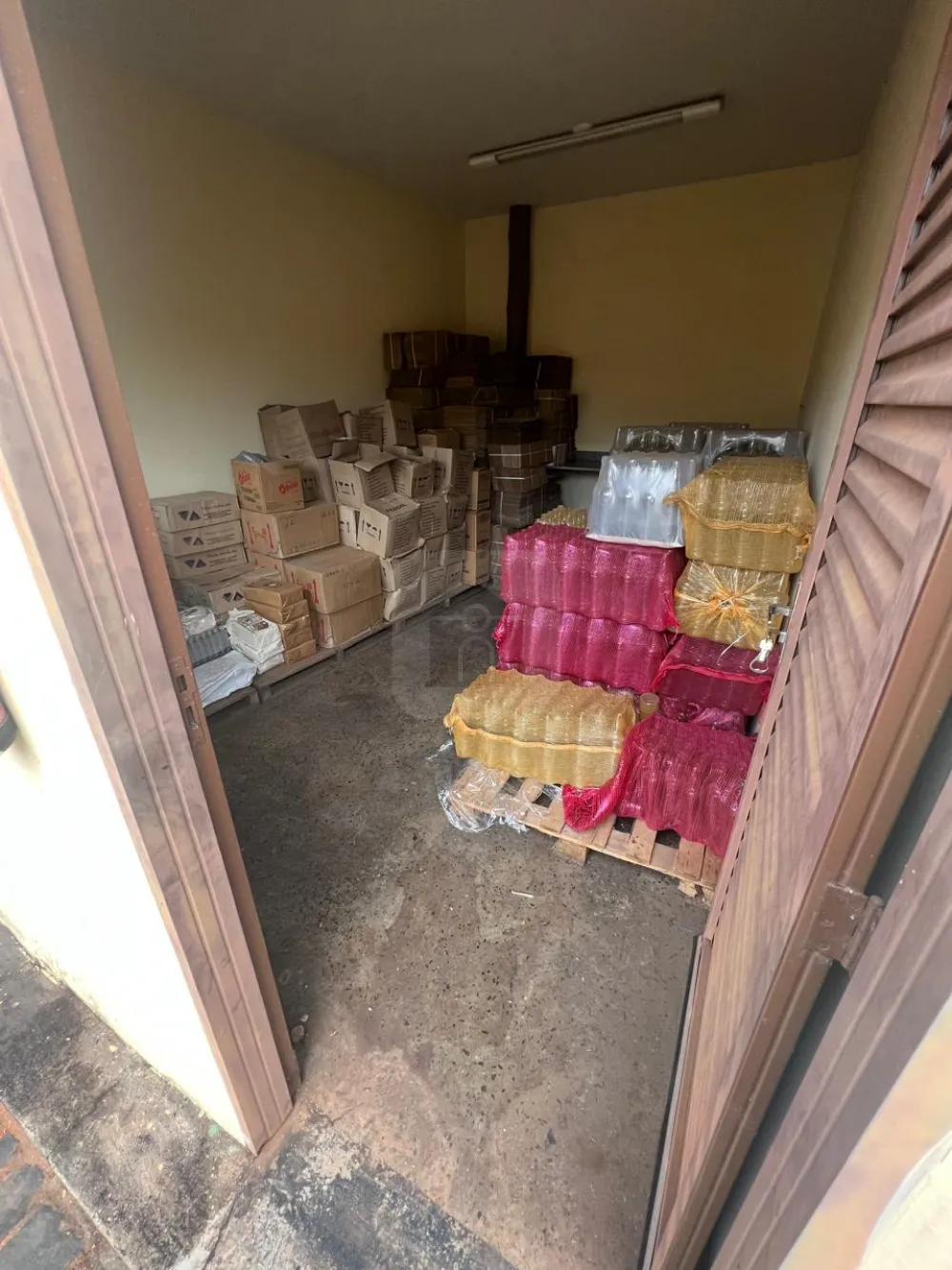 Alugar Comercial / Ponto Comercial em Uberl&acirc;ndia R$ 4.500,00 - Foto 18