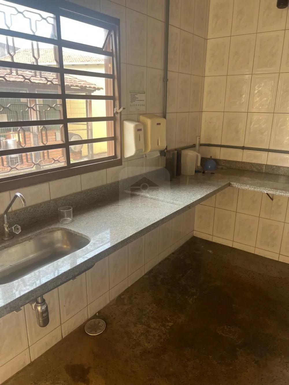 Alugar Comercial / Ponto Comercial em Uberl&acirc;ndia R$ 4.500,00 - Foto 17