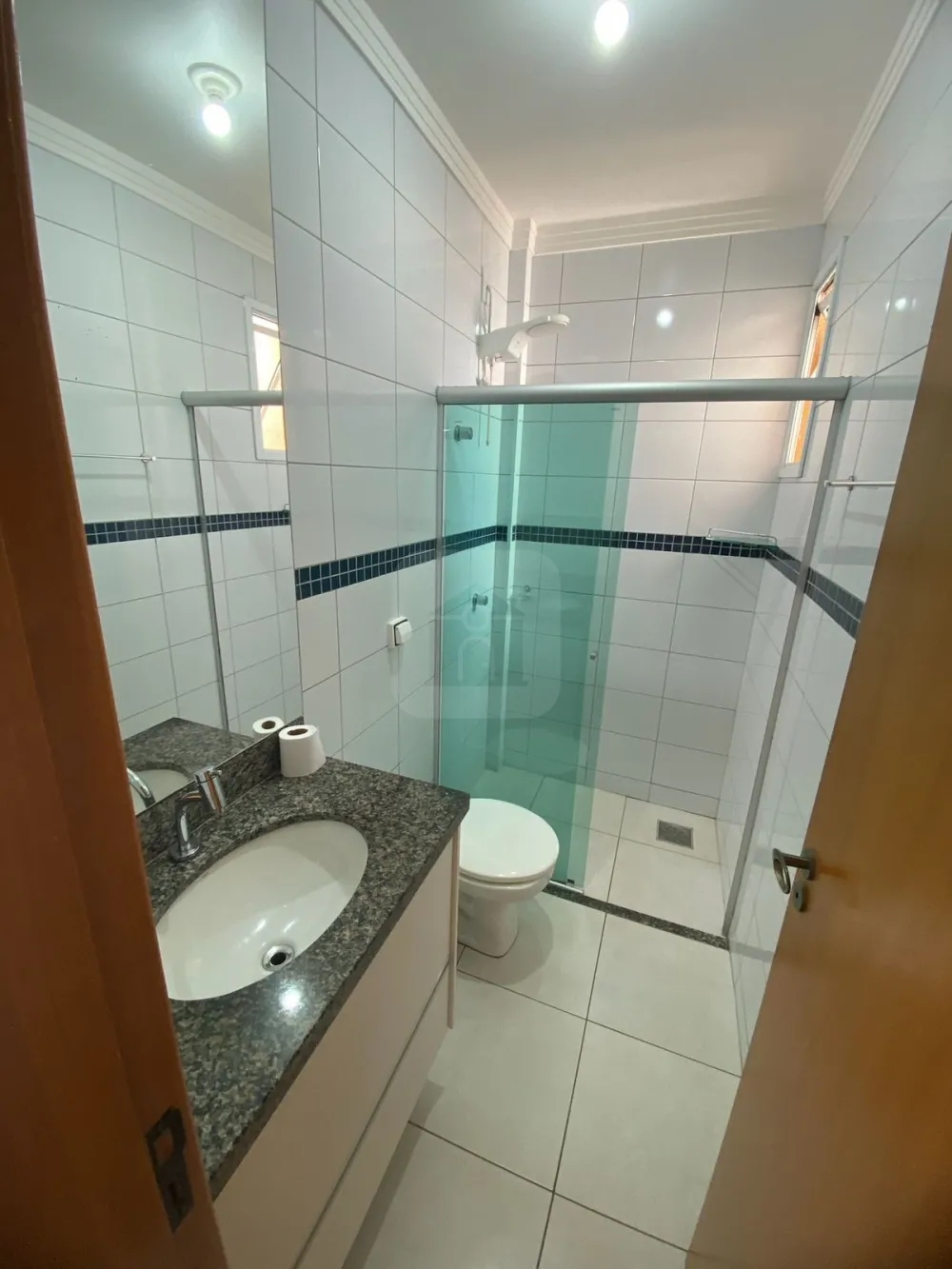 Comprar Apartamento / Padr&atilde;o em Uberl&acirc;ndia R$ 240.000,00 - Foto 5