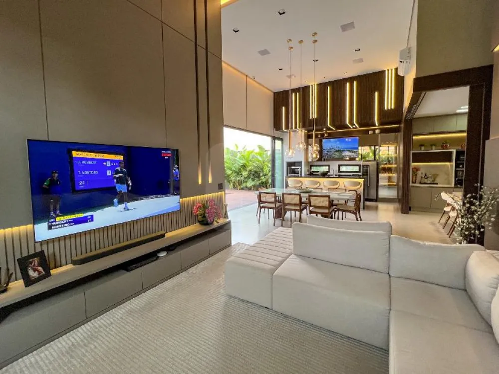 Comprar Casa / Condom&iacute;nio ou Loteamento Fechado em Uberl&acirc;ndia R$ 2.990.000,00 - Foto 1