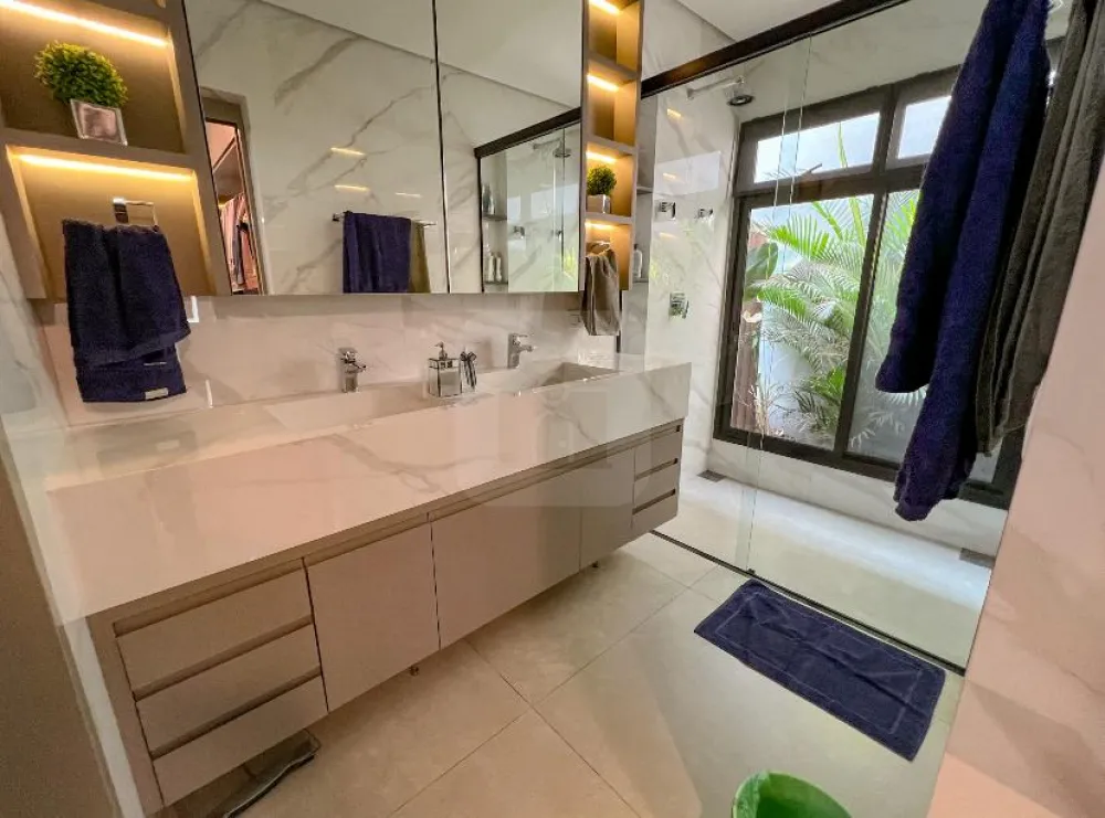 Comprar Casa / Condom&iacute;nio ou Loteamento Fechado em Uberl&acirc;ndia R$ 2.990.000,00 - Foto 10