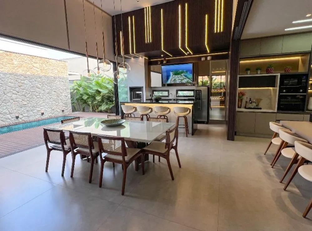 Comprar Casa / Condom&iacute;nio ou Loteamento Fechado em Uberl&acirc;ndia R$ 2.990.000,00 - Foto 11