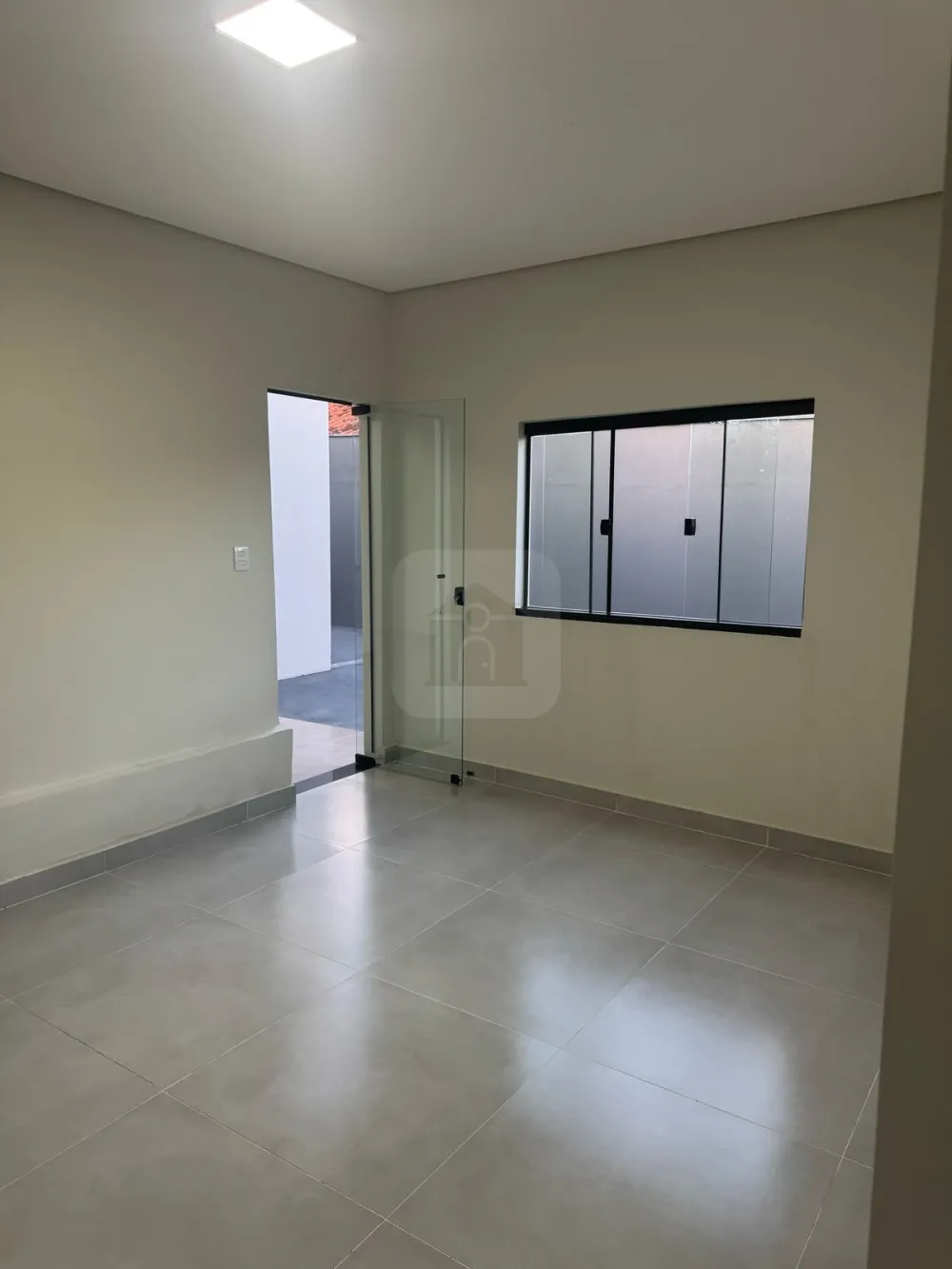 Comprar Casa / Padr&atilde;o em Uberl&acirc;ndia R$ 350.000,00 - Foto 4