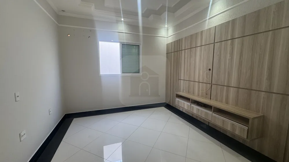 Alugar Casa / Padr&atilde;o em Uberl&acirc;ndia R$ 4.500,00 - Foto 13