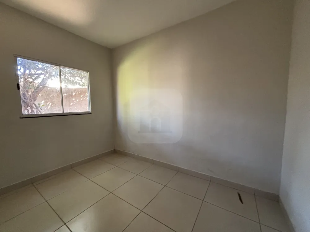 Alugar Casa / Padr&atilde;o em Uberl&acirc;ndia R$ 1.900,00 - Foto 5
