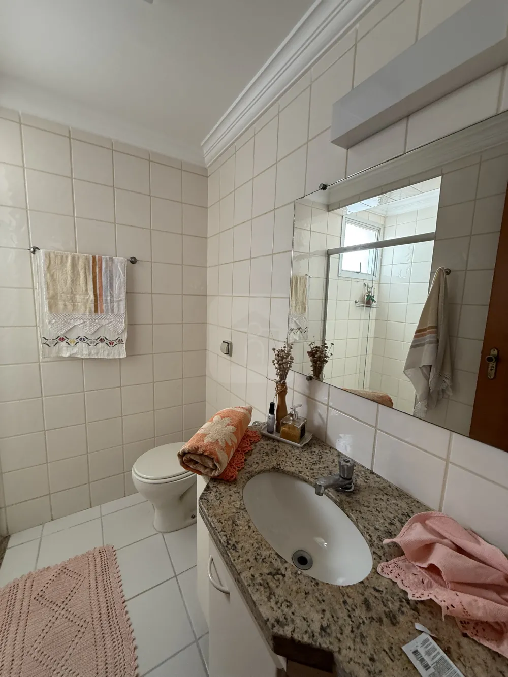 Alugar Apartamento / Padr&atilde;o em Uberl&acirc;ndia R$ 2.500,00 - Foto 9