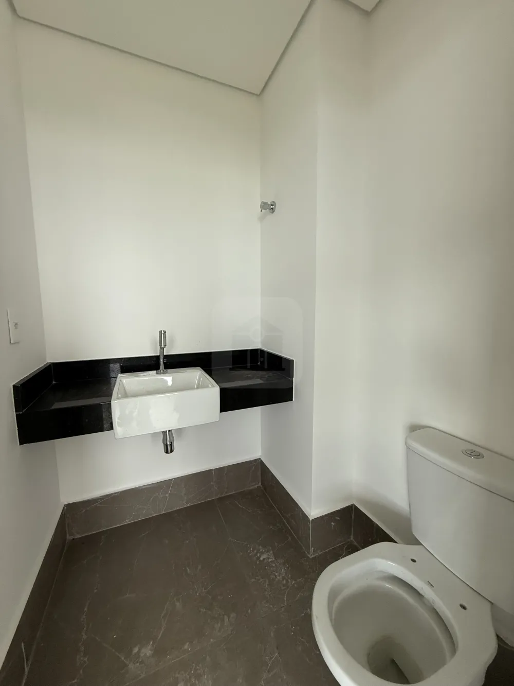 Comprar Comercial / Sala Comercial Condom&iacute;nio em Uberl&acirc;ndia - Foto 5