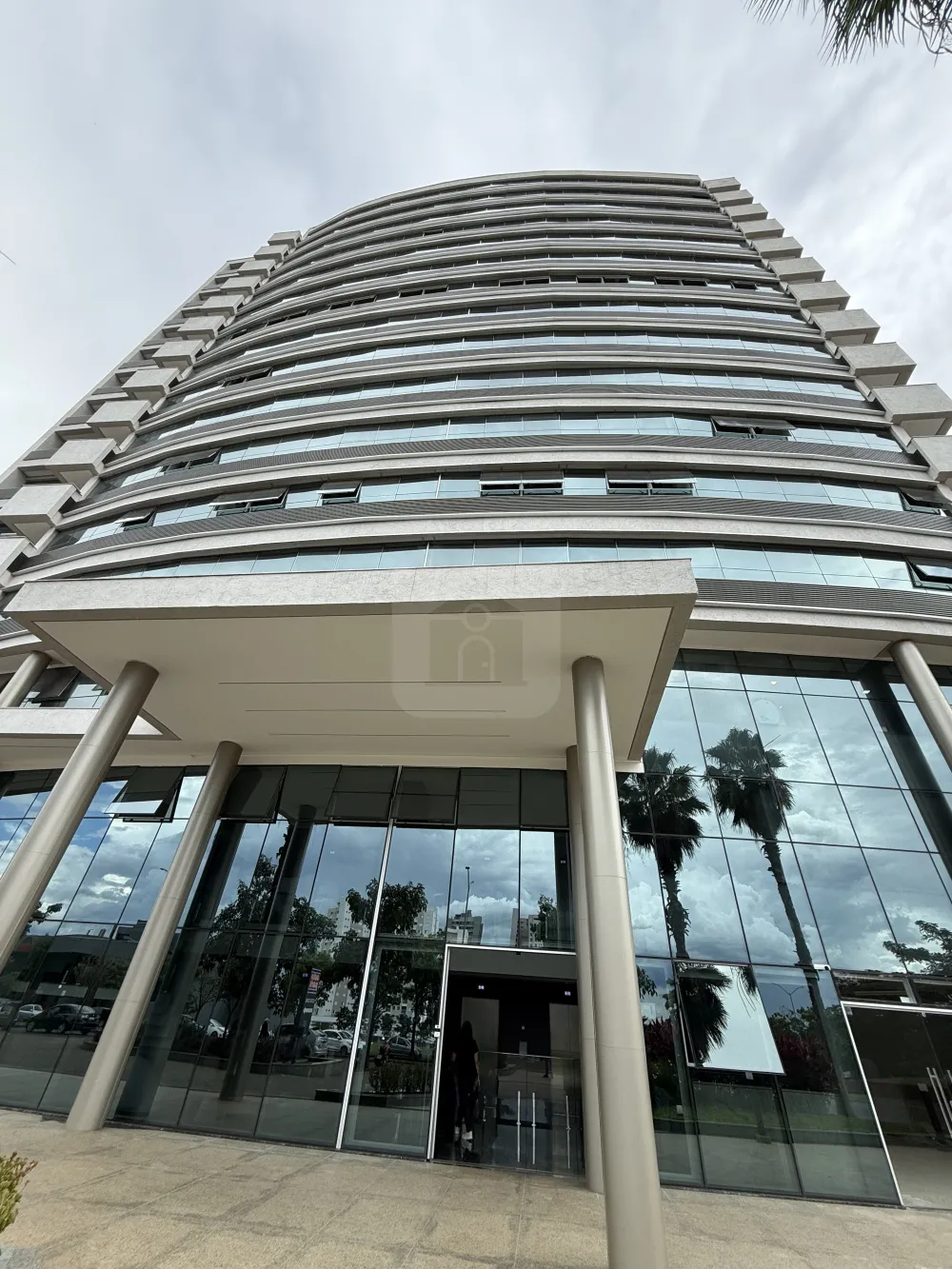 Comprar Comercial / Sala Comercial Condom&iacute;nio em Uberl&acirc;ndia - Foto 1