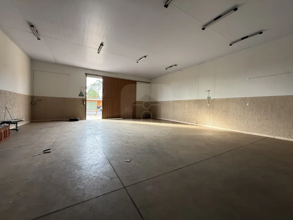 Alugar Comercial / Galp&atilde;o em Uberl&acirc;ndia R$ 6.000,00 - Foto 10