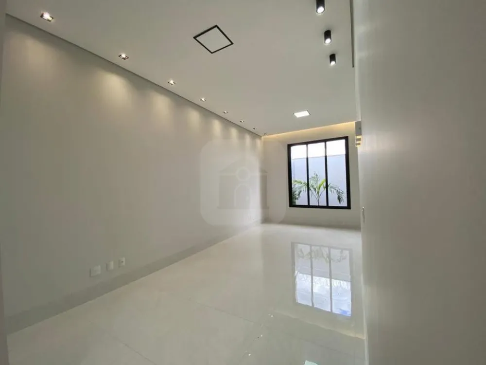 Comprar Casa / Padr&atilde;o em Uberl&acirc;ndia R$ 850.000,00 - Foto 4