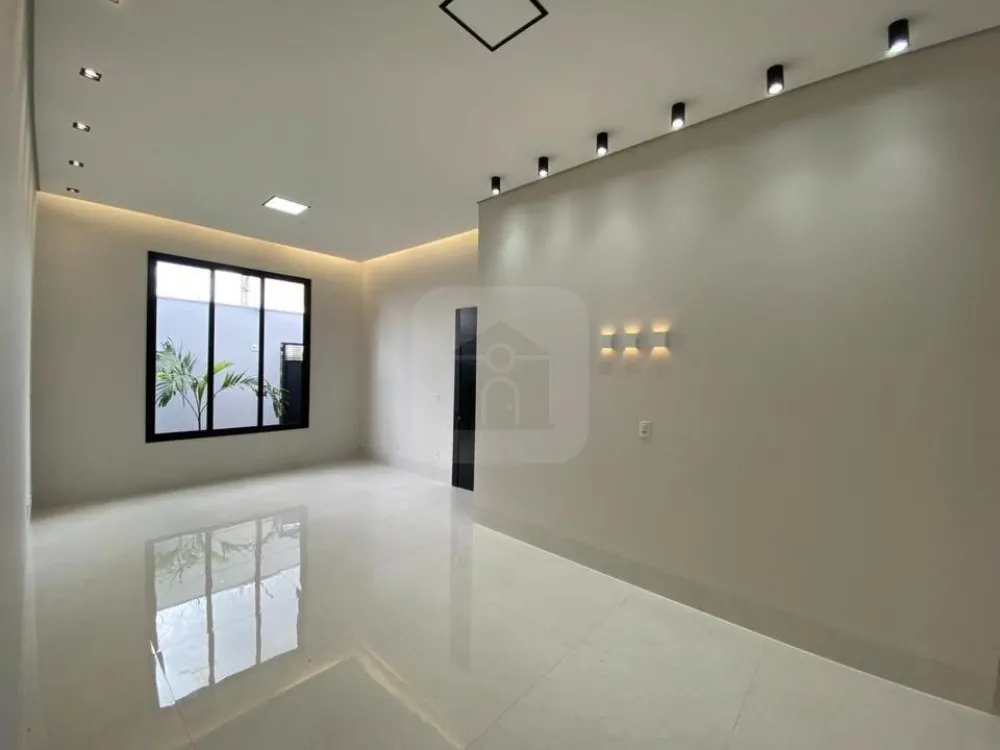 Comprar Casa / Padr&atilde;o em Uberl&acirc;ndia R$ 850.000,00 - Foto 5