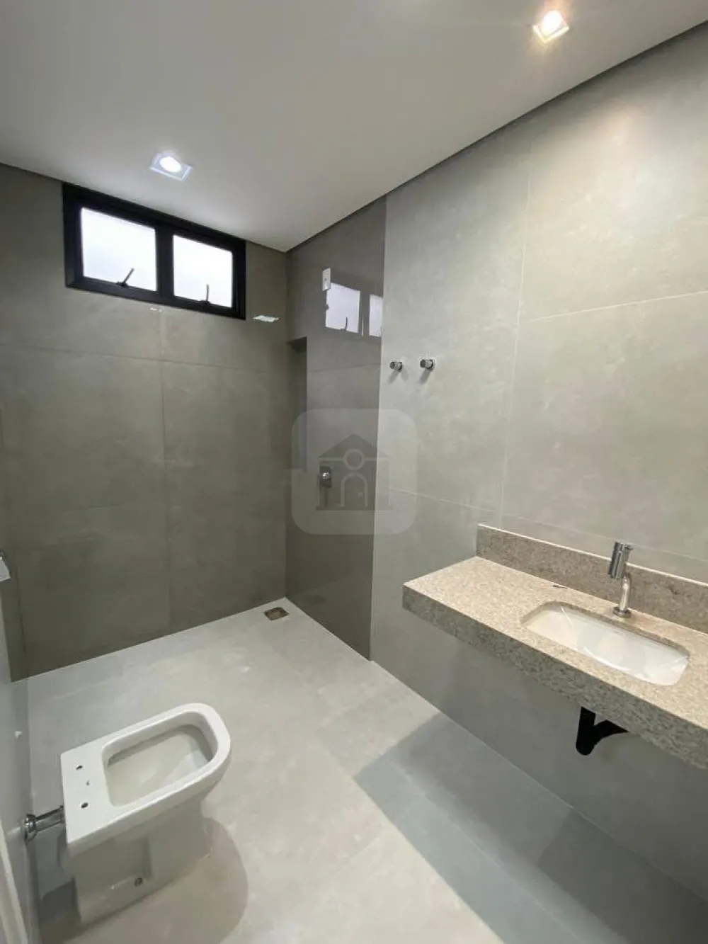 Comprar Casa / Padr&atilde;o em Uberl&acirc;ndia R$ 850.000,00 - Foto 14