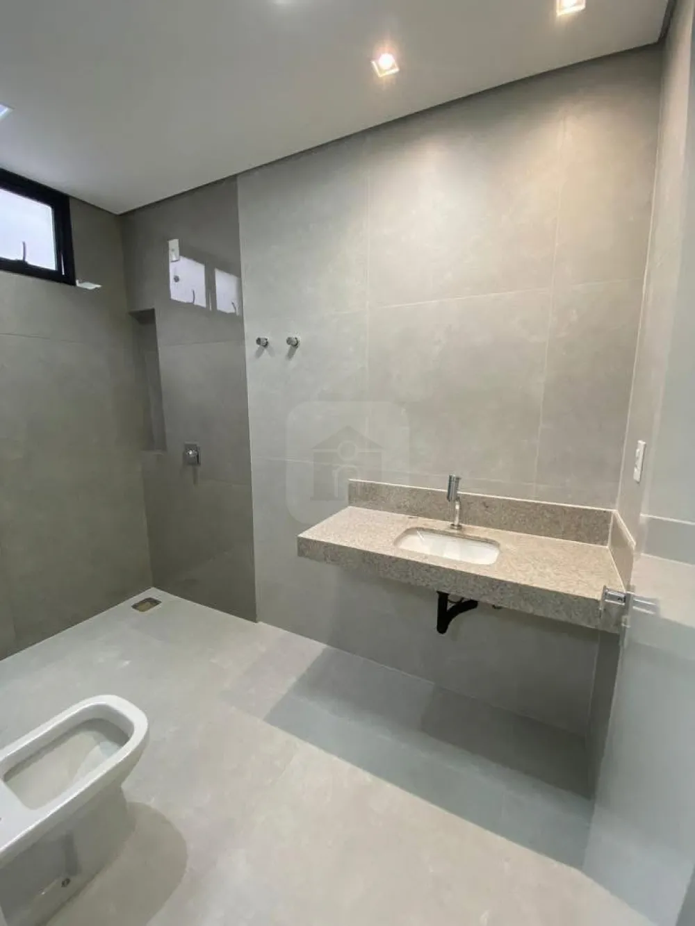 Comprar Casa / Padr&atilde;o em Uberl&acirc;ndia R$ 850.000,00 - Foto 11