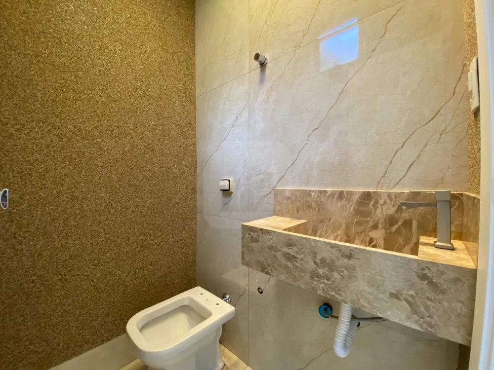 Comprar Casa / Padr&atilde;o em Uberl&acirc;ndia R$ 850.000,00 - Foto 16