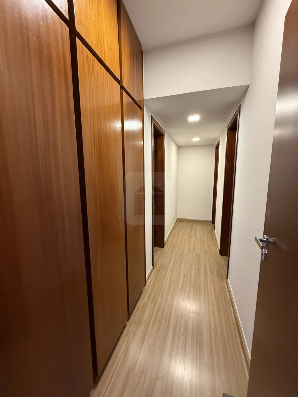 Alugar Apartamento / Padr&atilde;o em Uberl&acirc;ndia R$ 4.900,00 - Foto 5