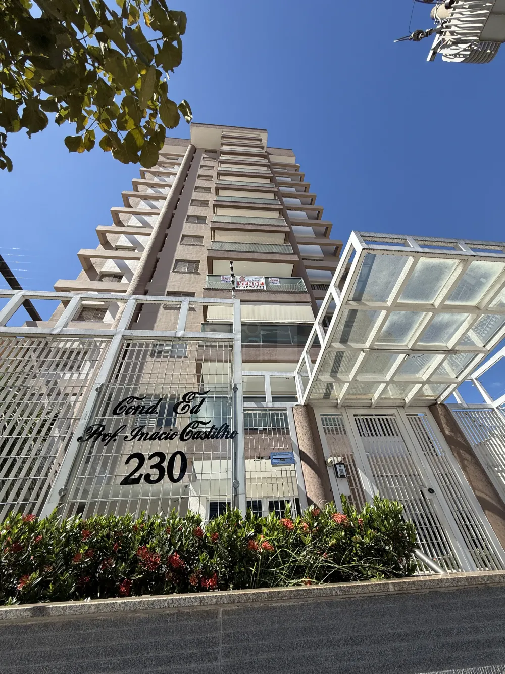 Alugar Apartamento / Padr&atilde;o em Uberl&acirc;ndia R$ 4.900,00 - Foto 18