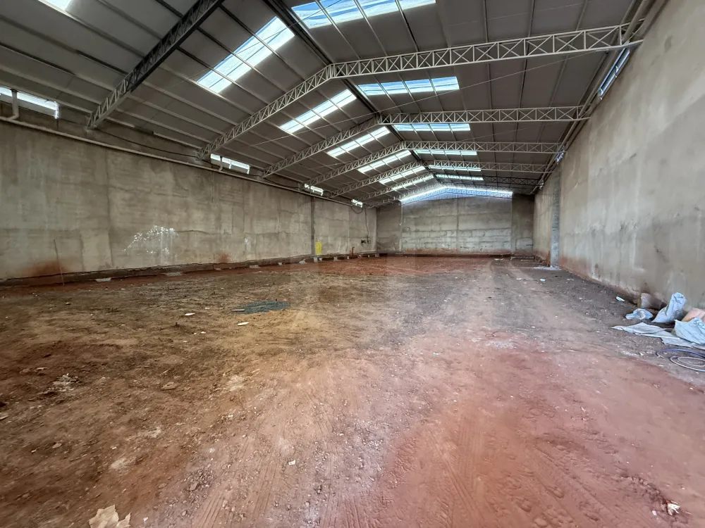 Alugar Comercial / Galp&atilde;o em Uberl&acirc;ndia R$ 20.000,00 - Foto 5