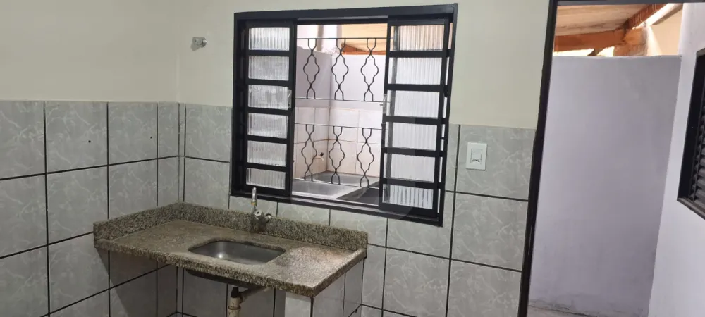 Comprar Casa / Padr&atilde;o em Uberl&acirc;ndia R$ 290.000,00 - Foto 11