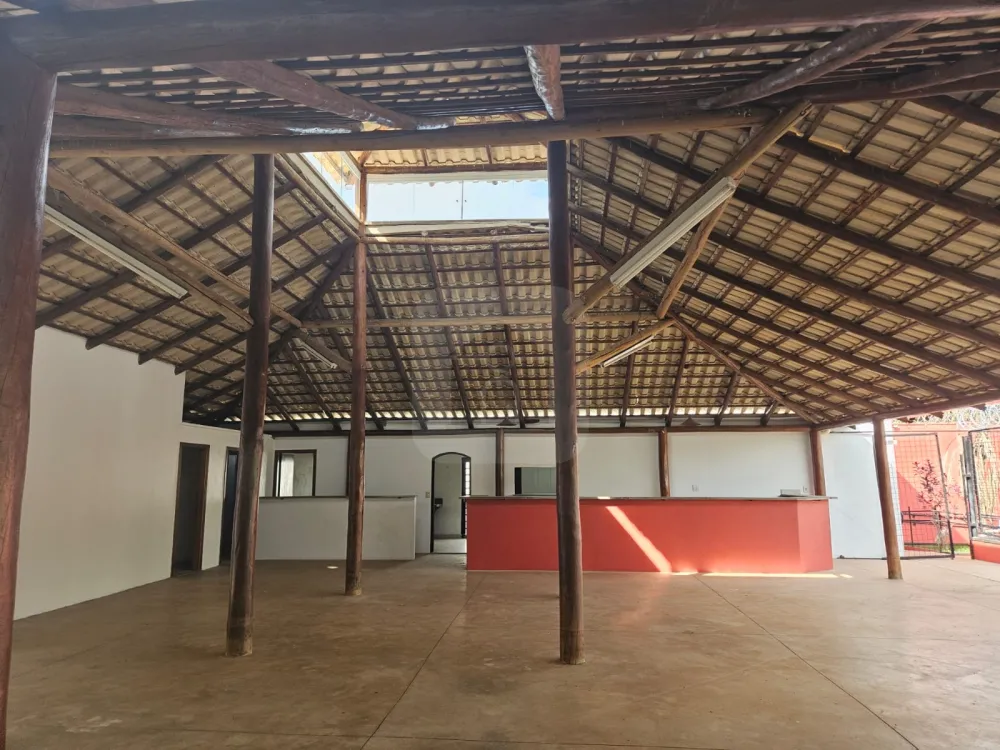 Alugar Comercial / Loja em Uberl&acirc;ndia R$ 6.500,00 - Foto 11