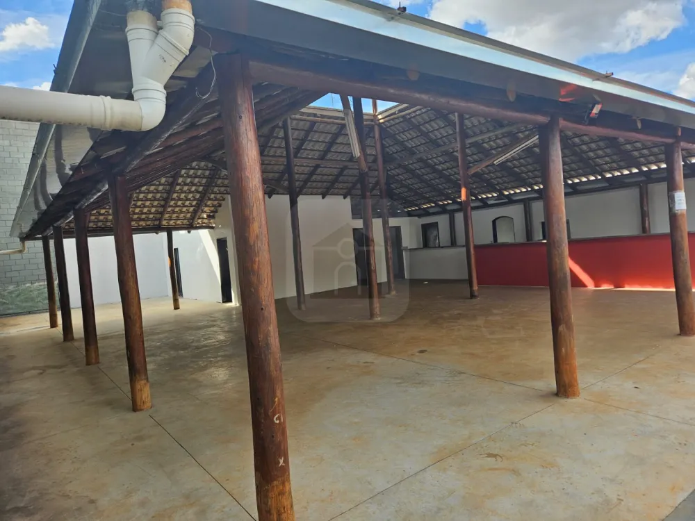 Alugar Comercial / Loja em Uberl&acirc;ndia R$ 6.500,00 - Foto 12