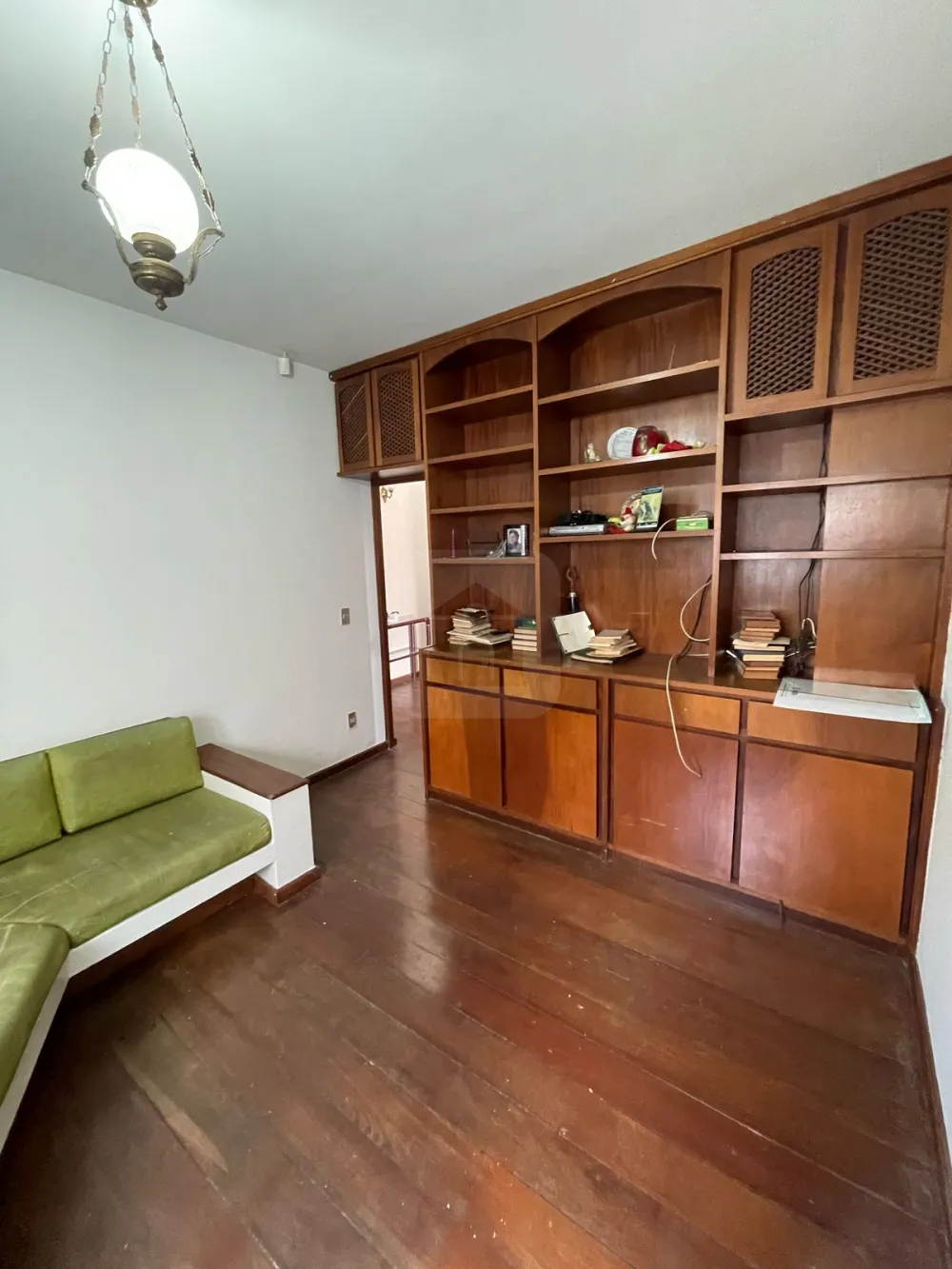 Alugar Casa / Padr&atilde;o em Araguari R$ 5.000,00 - Foto 7