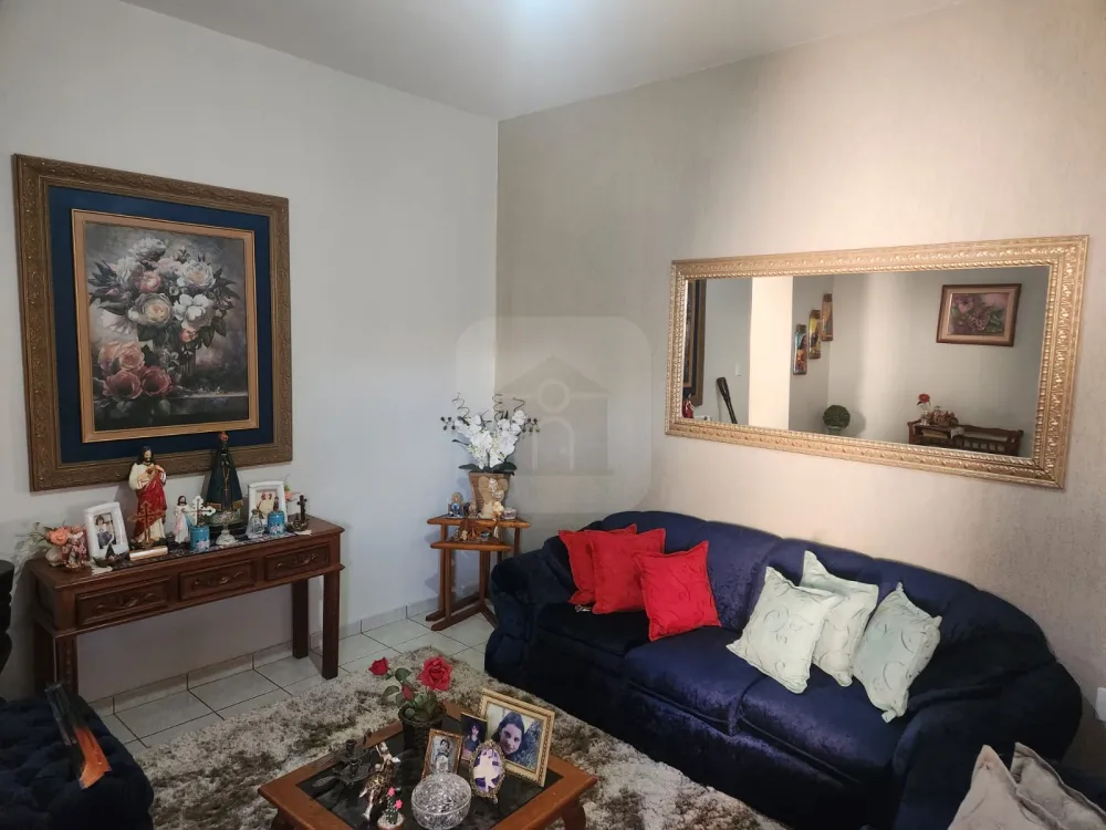Comprar Casa / Padr&atilde;o em Uberl&acirc;ndia R$ 690.000,00 - Foto 4