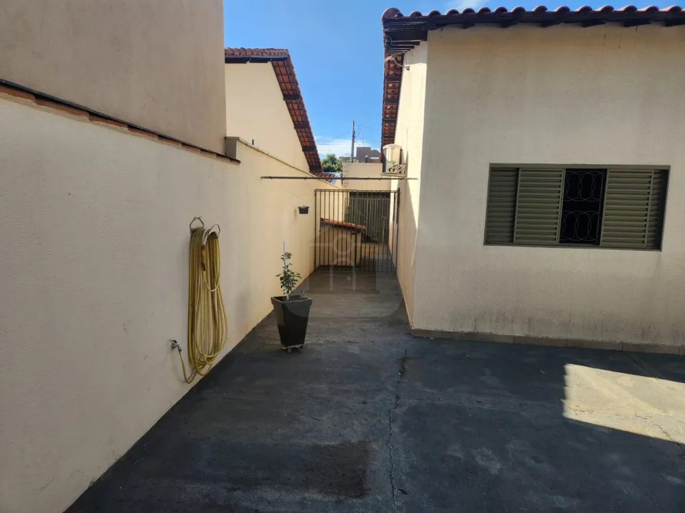 Comprar Casa / Padr&atilde;o em Uberl&acirc;ndia R$ 690.000,00 - Foto 15