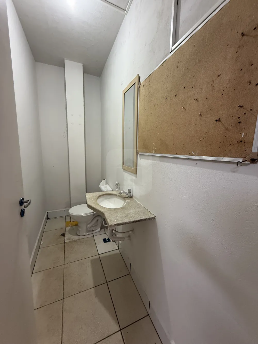 Alugar Comercial / Galp&atilde;o em Uberl&acirc;ndia R$ 7.000,00 - Foto 6