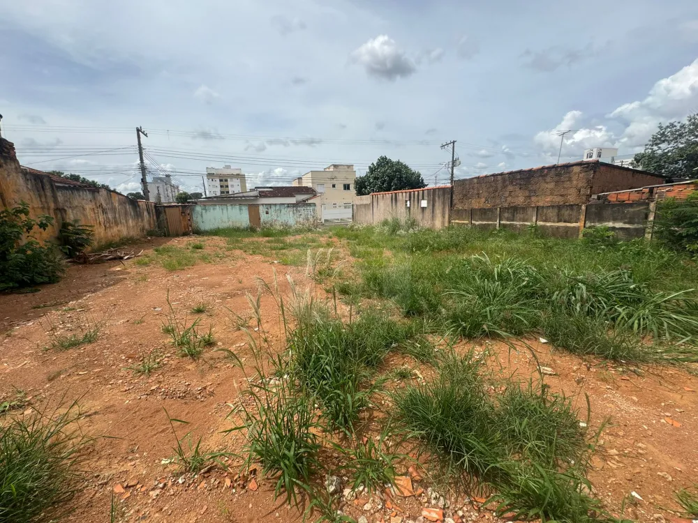 Comprar Terreno / Padr&atilde;o em Uberl&acirc;ndia R$ 300.000,00 - Foto 5