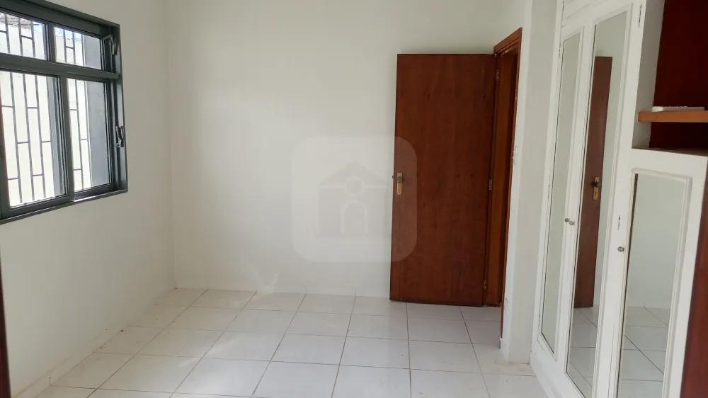 Alugar Comercial / Casa Comercial em Uberl&acirc;ndia R$ 5.000,00 - Foto 4