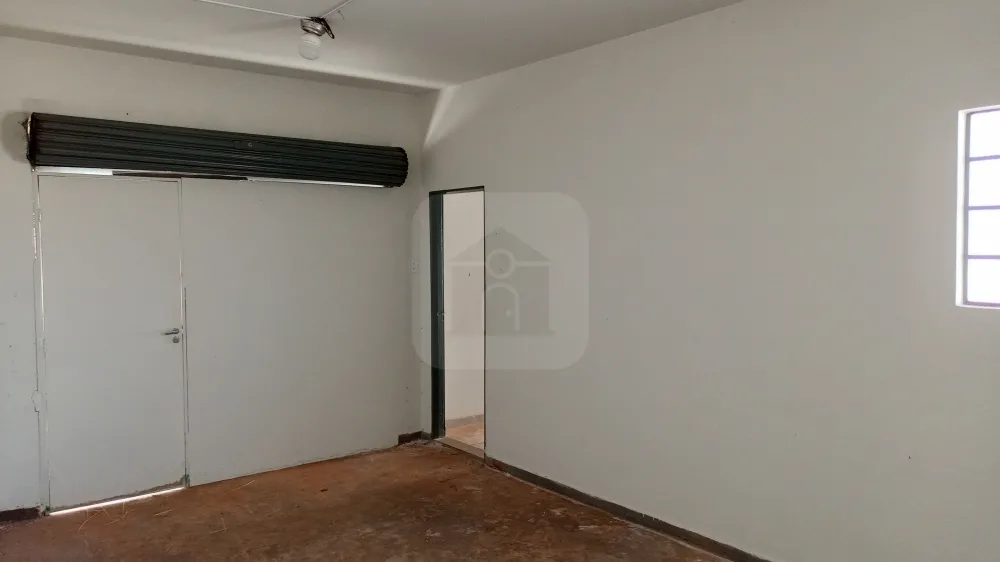 Alugar Comercial / Casa Comercial em Uberl&acirc;ndia R$ 5.000,00 - Foto 13