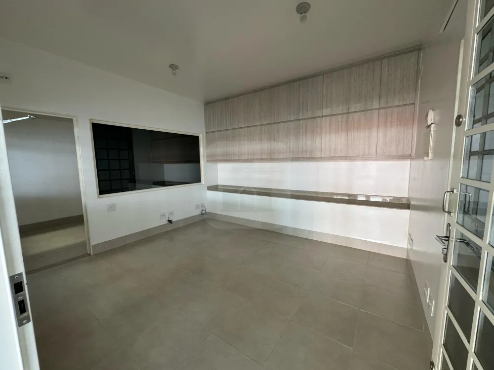 Alugar Comercial / Galp&atilde;o em Uberl&acirc;ndia R$ 16.000,00 - Foto 15