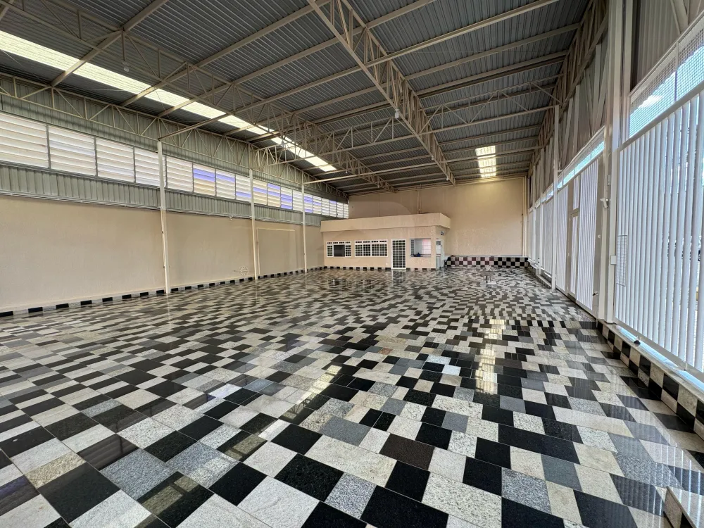 Alugar Comercial / Galp&atilde;o em Uberl&acirc;ndia R$ 16.000,00 - Foto 7