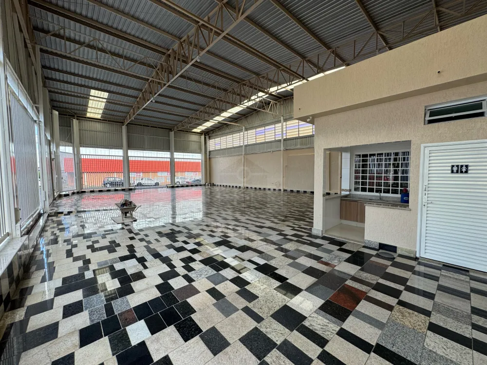 Alugar Comercial / Galp&atilde;o em Uberl&acirc;ndia R$ 16.000,00 - Foto 10