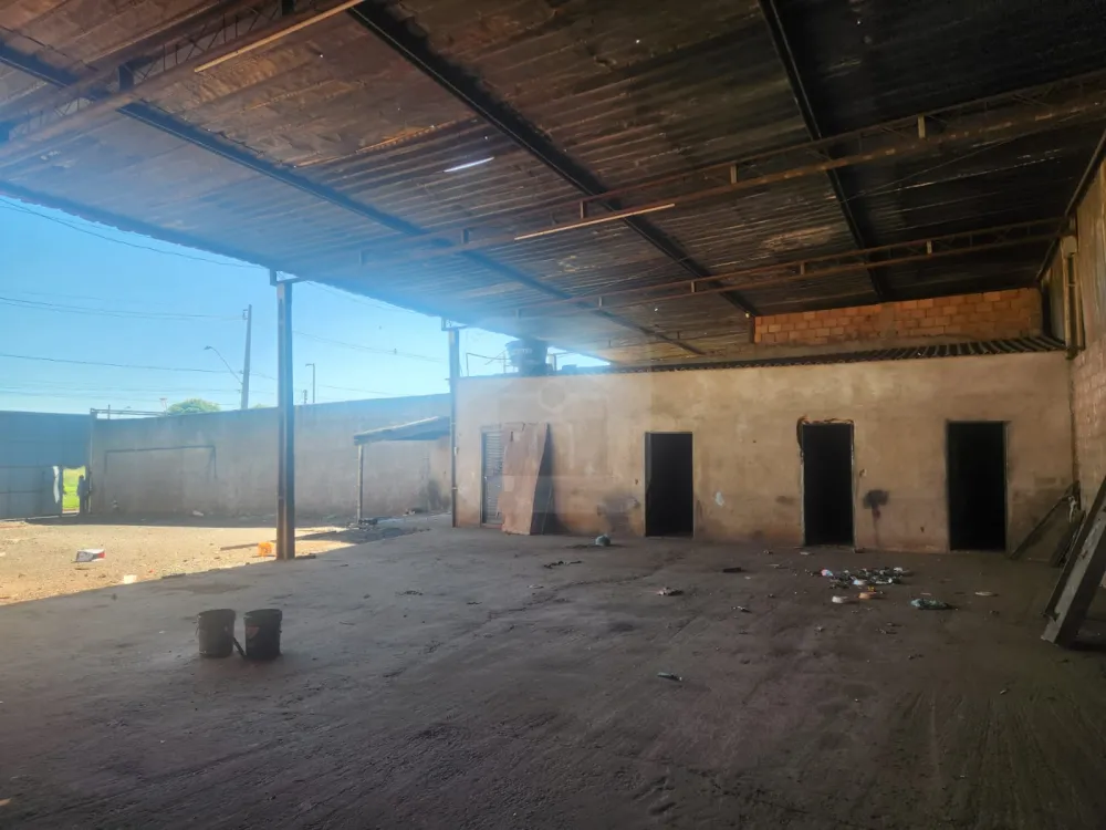 Alugar Terreno / &Aacute;rea em Uberl&acirc;ndia R$ 5.500,00 - Foto 3