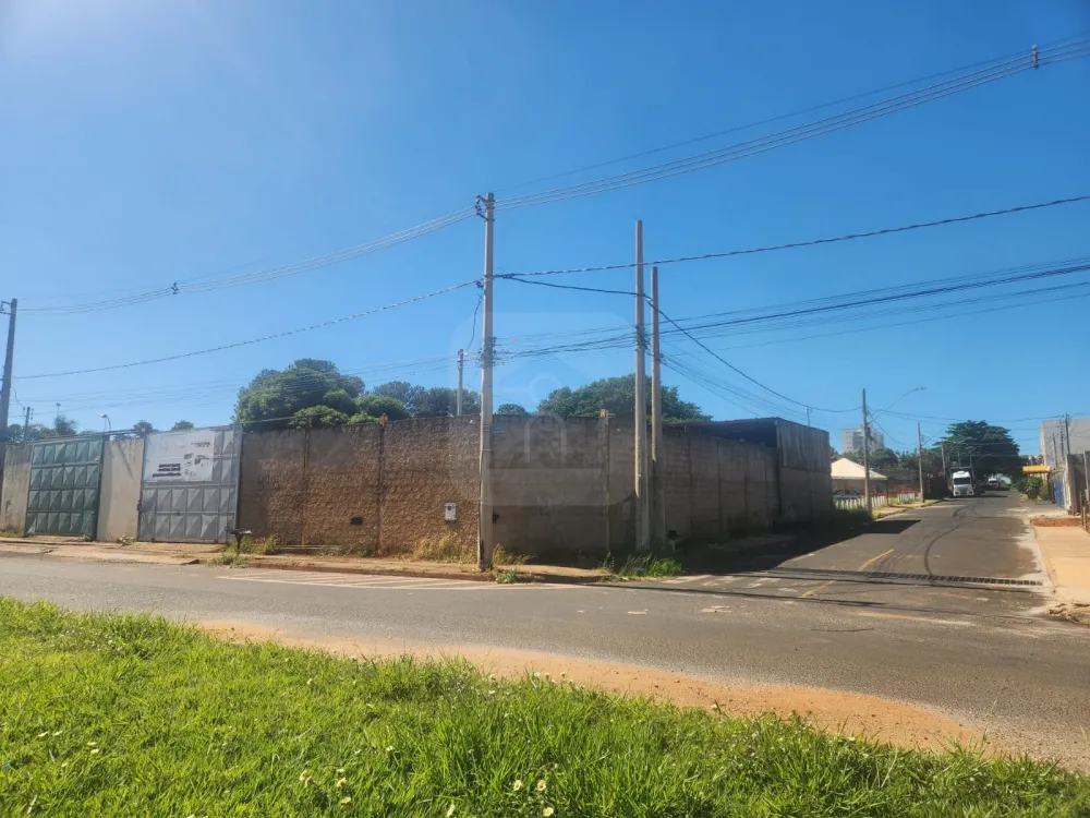 Alugar Terreno / &Aacute;rea em Uberl&acirc;ndia R$ 5.500,00 - Foto 5