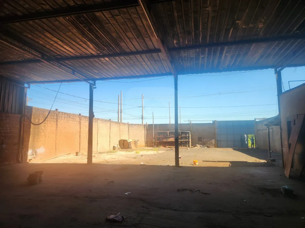 Alugar Terreno / &Aacute;rea em Uberl&acirc;ndia R$ 5.500,00 - Foto 9