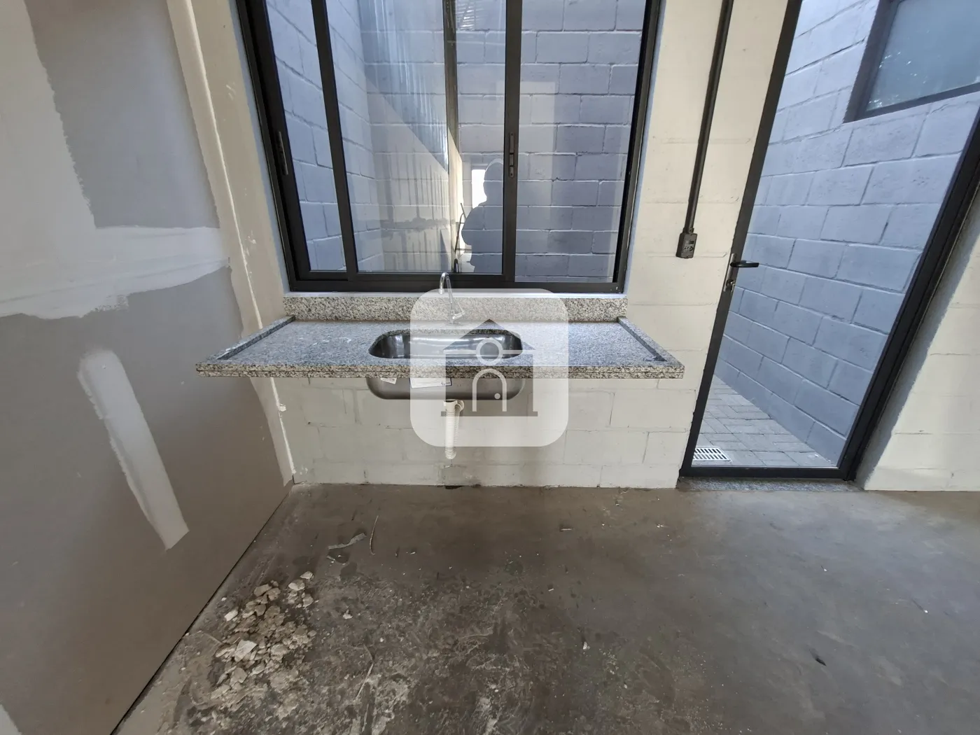 Alugar Comercial / Loja em Uberl&acirc;ndia R$ 4.000,00 - Foto 5