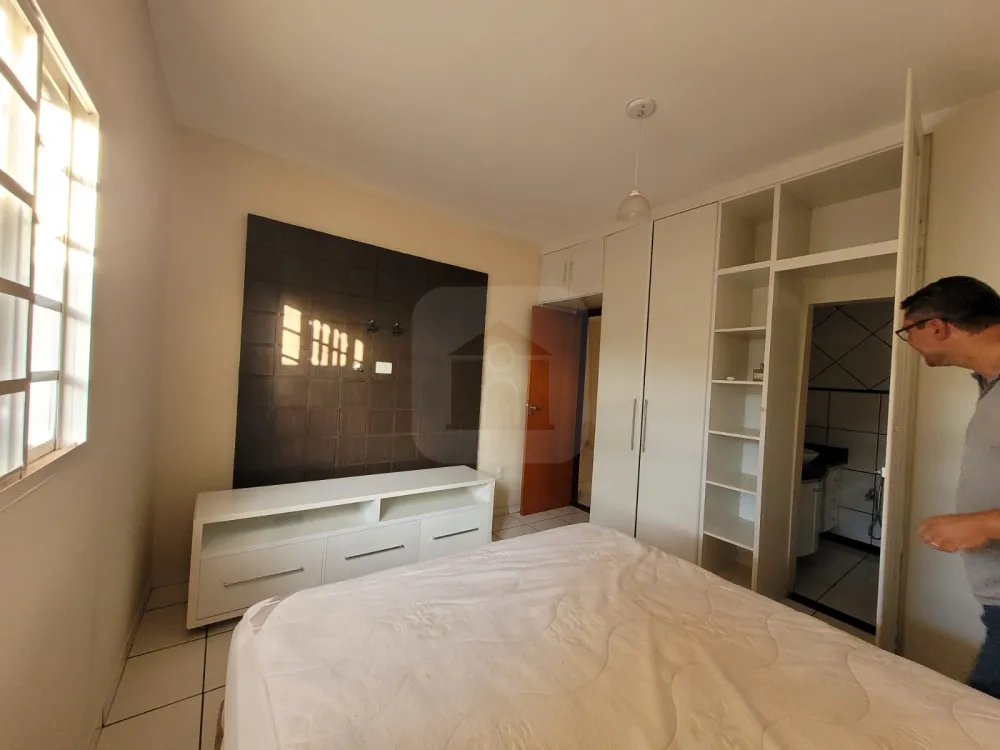 Alugar Casa / Padr&atilde;o em Uberl&acirc;ndia R$ 2.800,00 - Foto 17