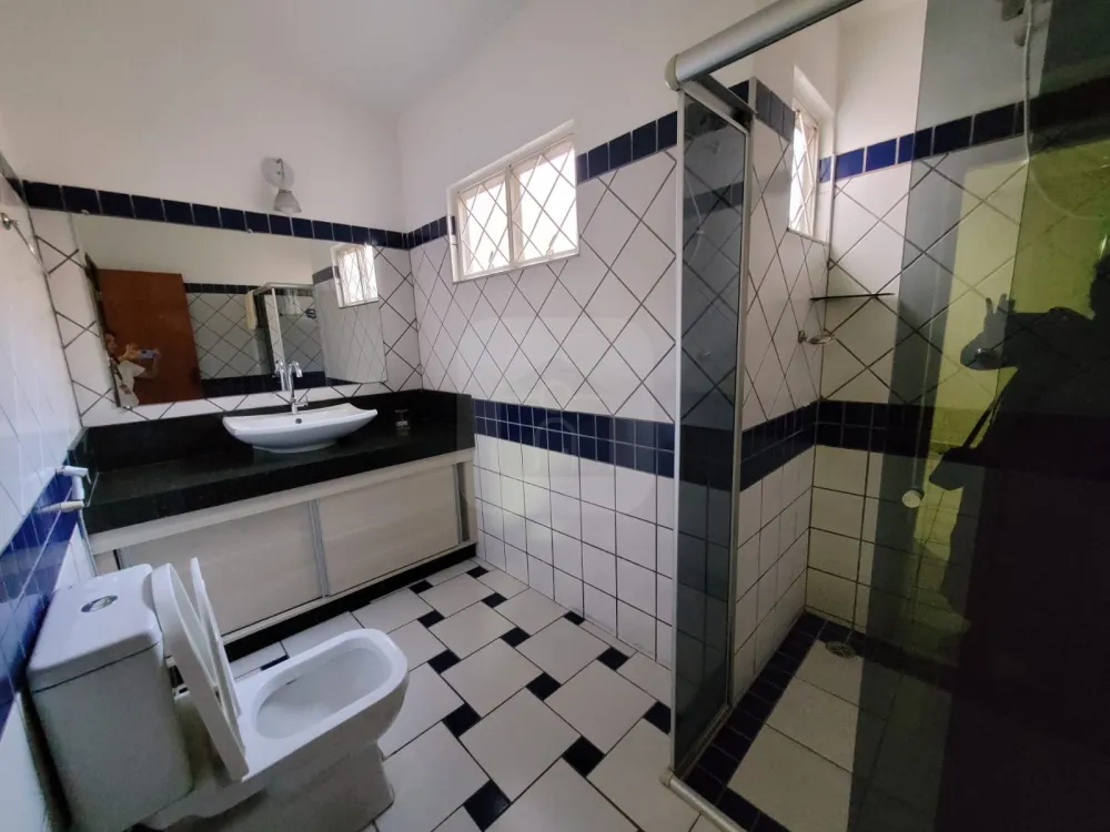 Alugar Casa / Padr&atilde;o em Uberl&acirc;ndia R$ 2.800,00 - Foto 22